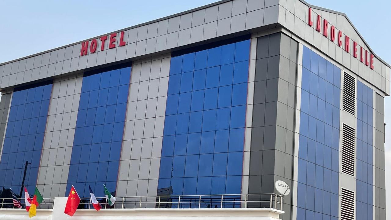La Rochelle Hotel Yaoundé エクステリア 写真