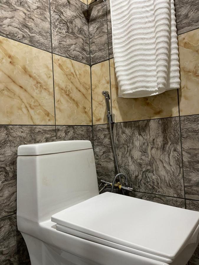 La Rochelle Hotel Yaoundé エクステリア 写真