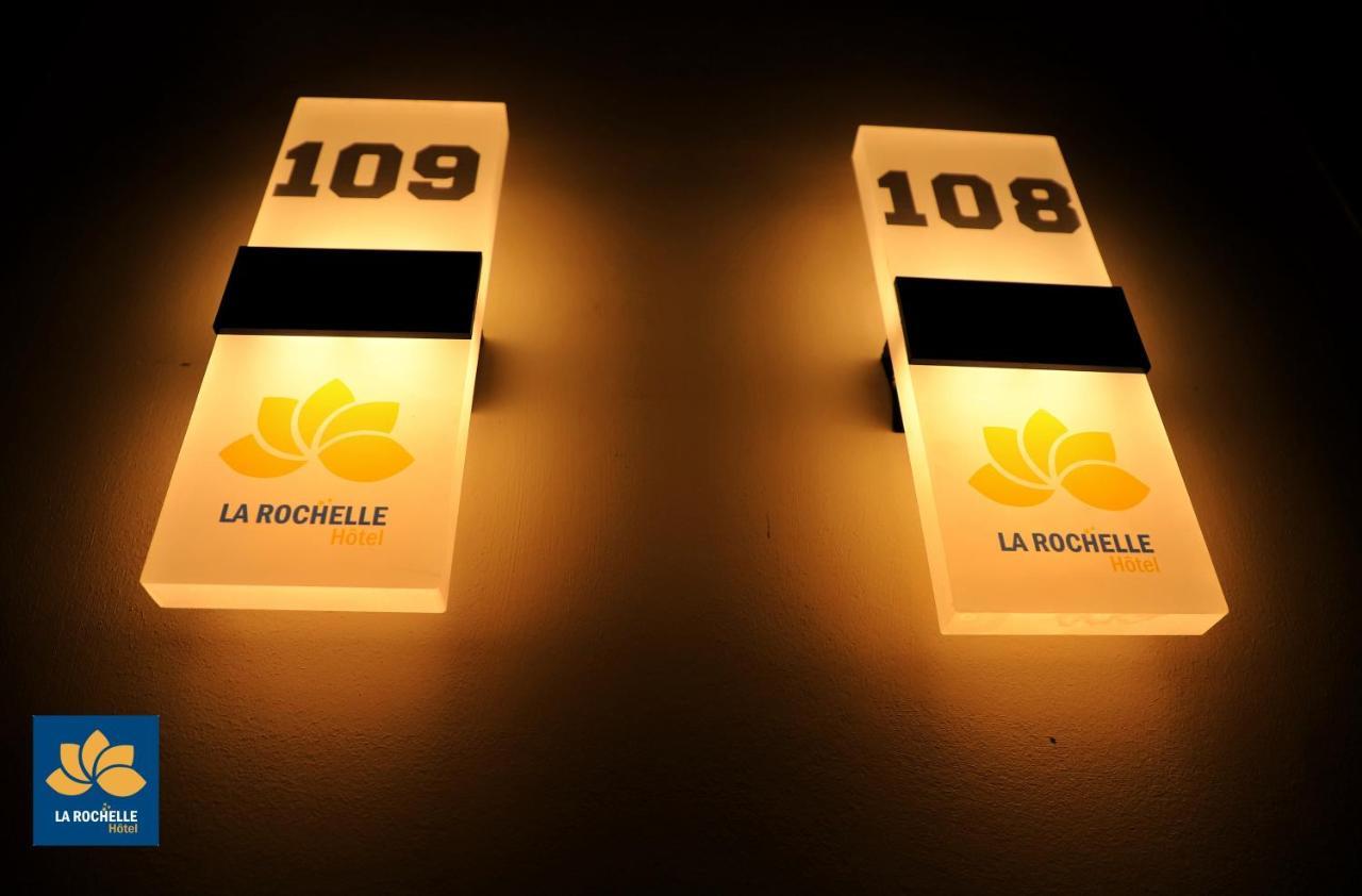 La Rochelle Hotel Yaoundé エクステリア 写真