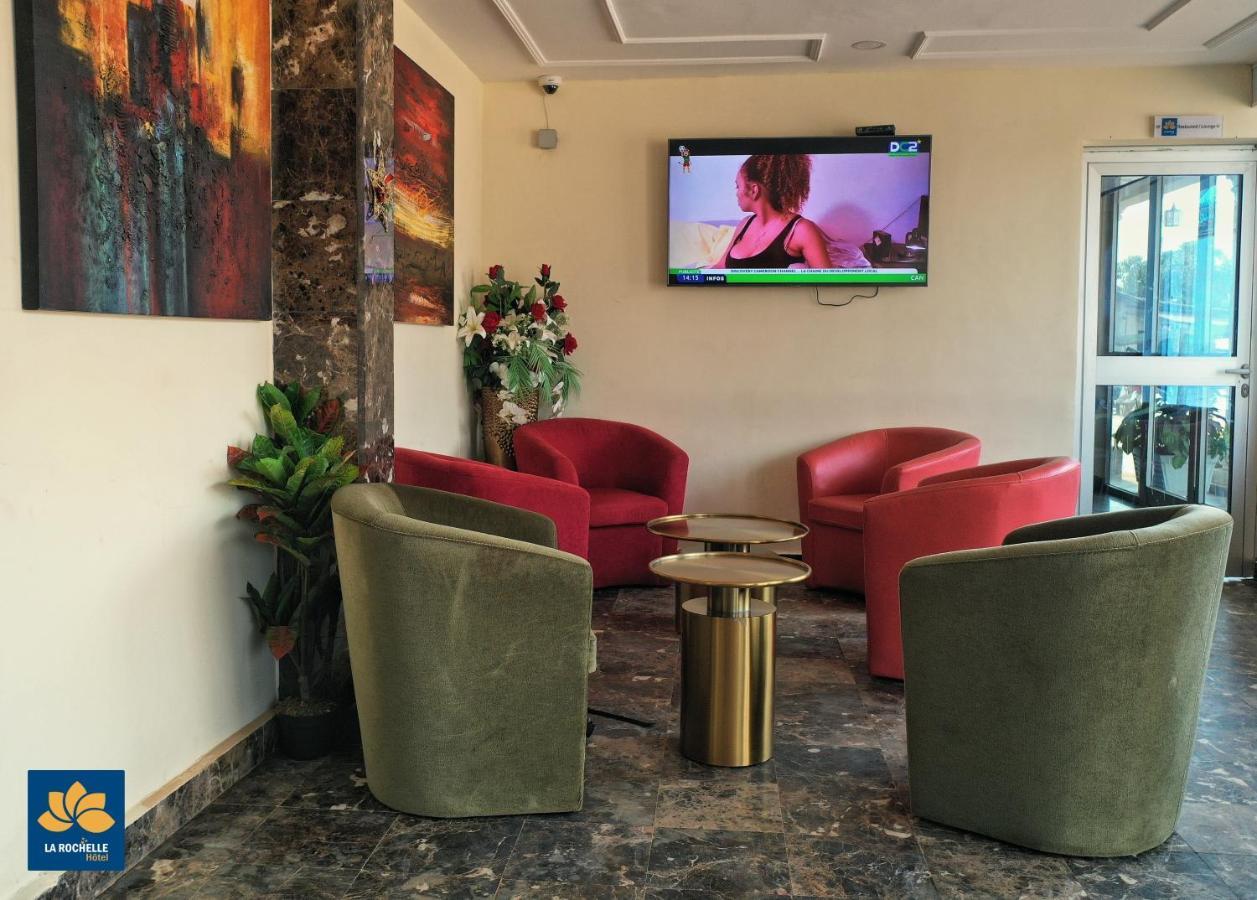 La Rochelle Hotel Yaoundé エクステリア 写真