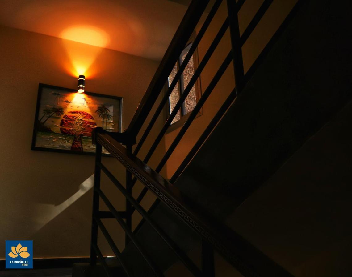 La Rochelle Hotel Yaoundé エクステリア 写真