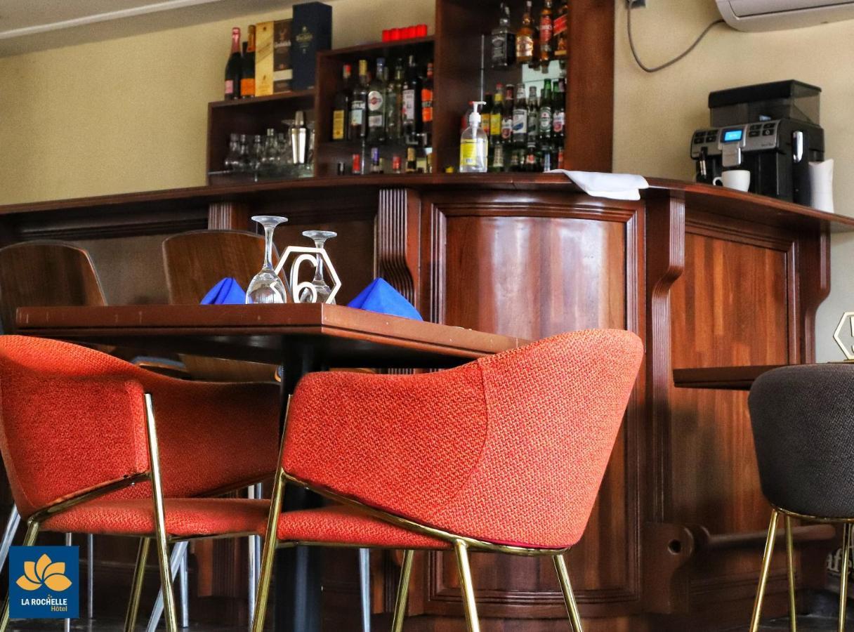 La Rochelle Hotel Yaoundé エクステリア 写真