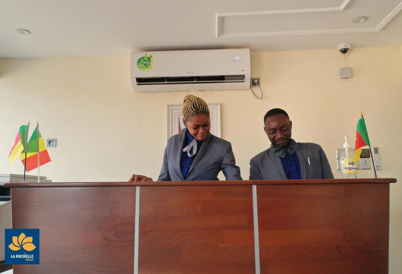 La Rochelle Hotel Yaoundé エクステリア 写真